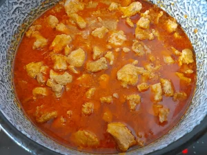 Sertéspörkölt lapockából